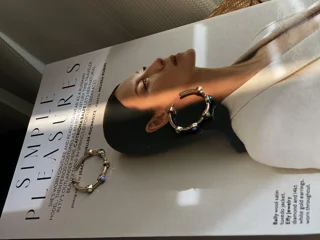 گوشواره حلقه اى نگين رنگى